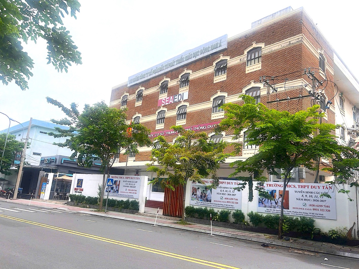 Trường THCS - THPT Duy Tân, 106 Nguyễn Giản Thanh